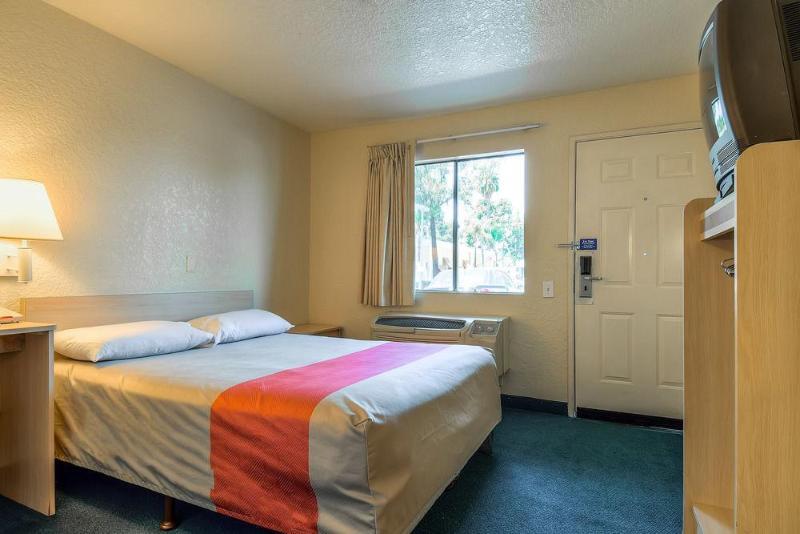 Motel 6-Anaheim, Ca - Buena Park Eksteriør bilde