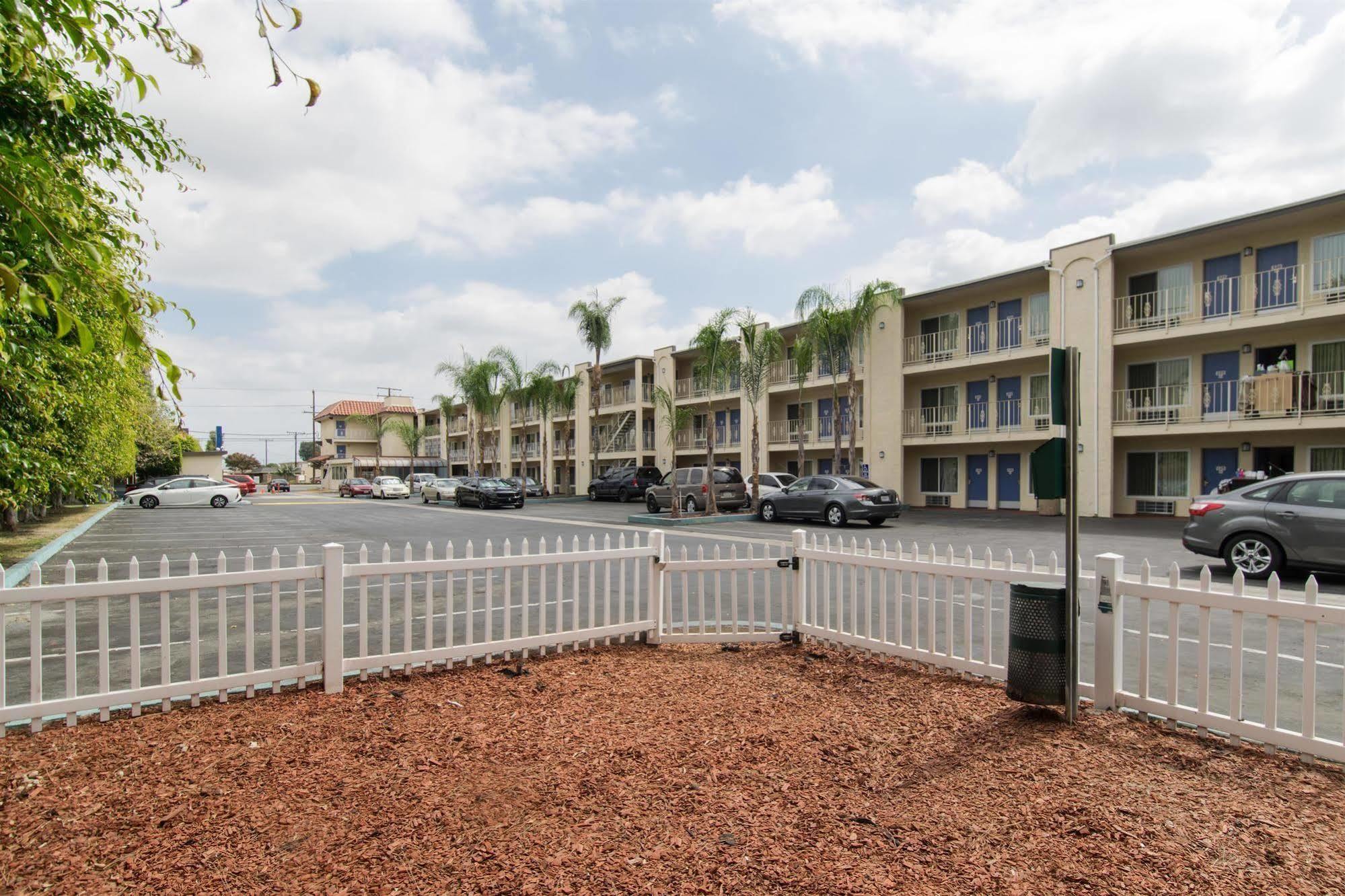 Motel 6-Anaheim, Ca - Buena Park Eksteriør bilde